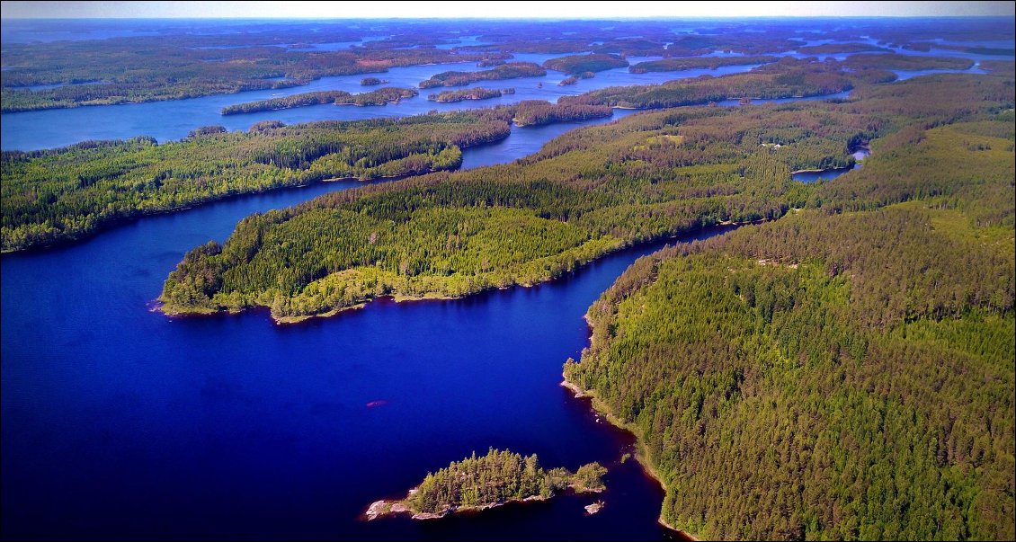 Dédale d’îles.