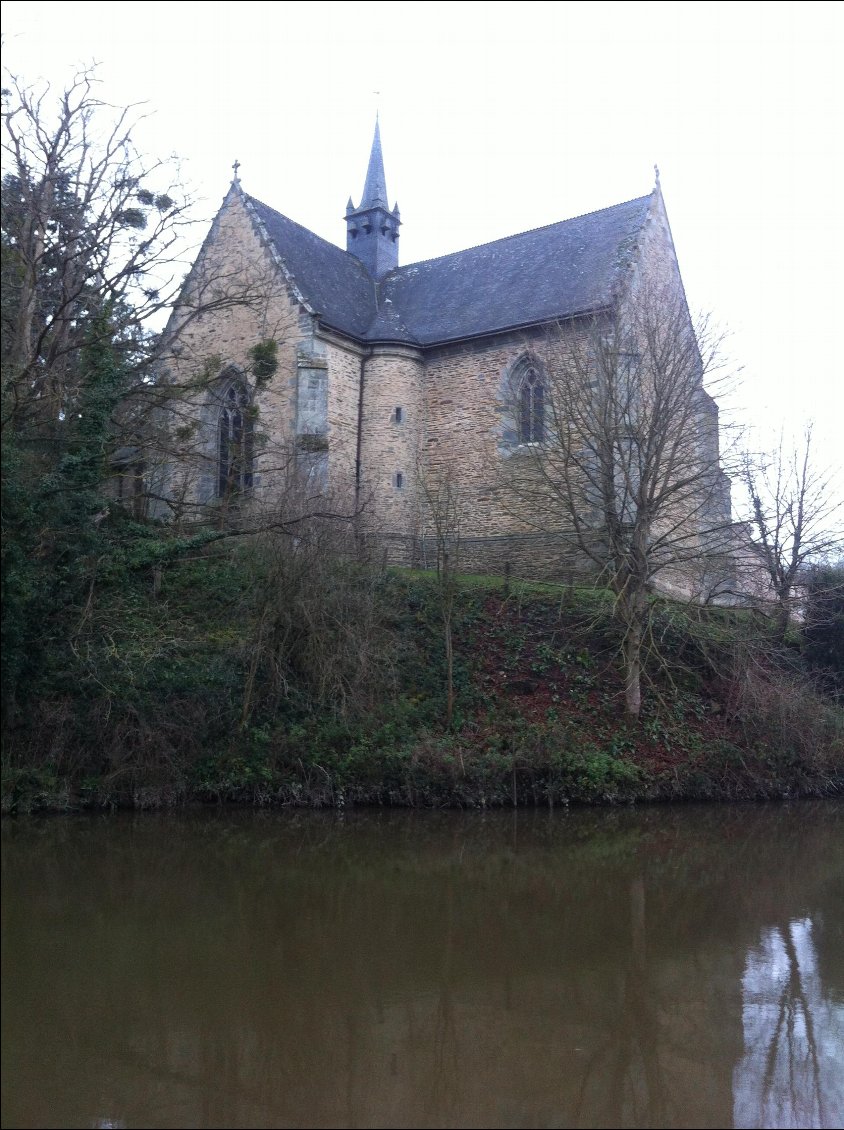 Passage de Rohan en 4e vitesse pour rejoindre Ty Madeuc avant la nuit: 32 km aujourd'hui!!