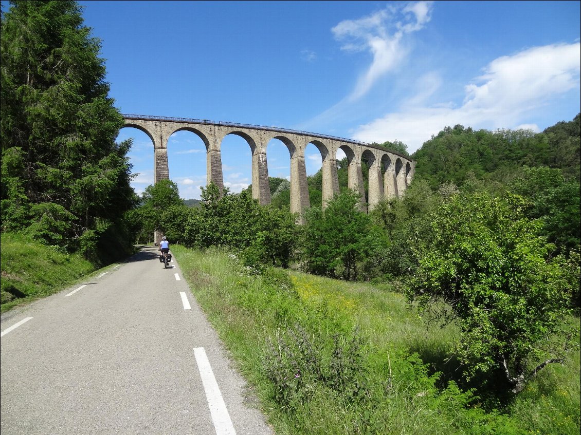 Le viaduc de Chamborigaud. On commence à monter dans les Cévennes !