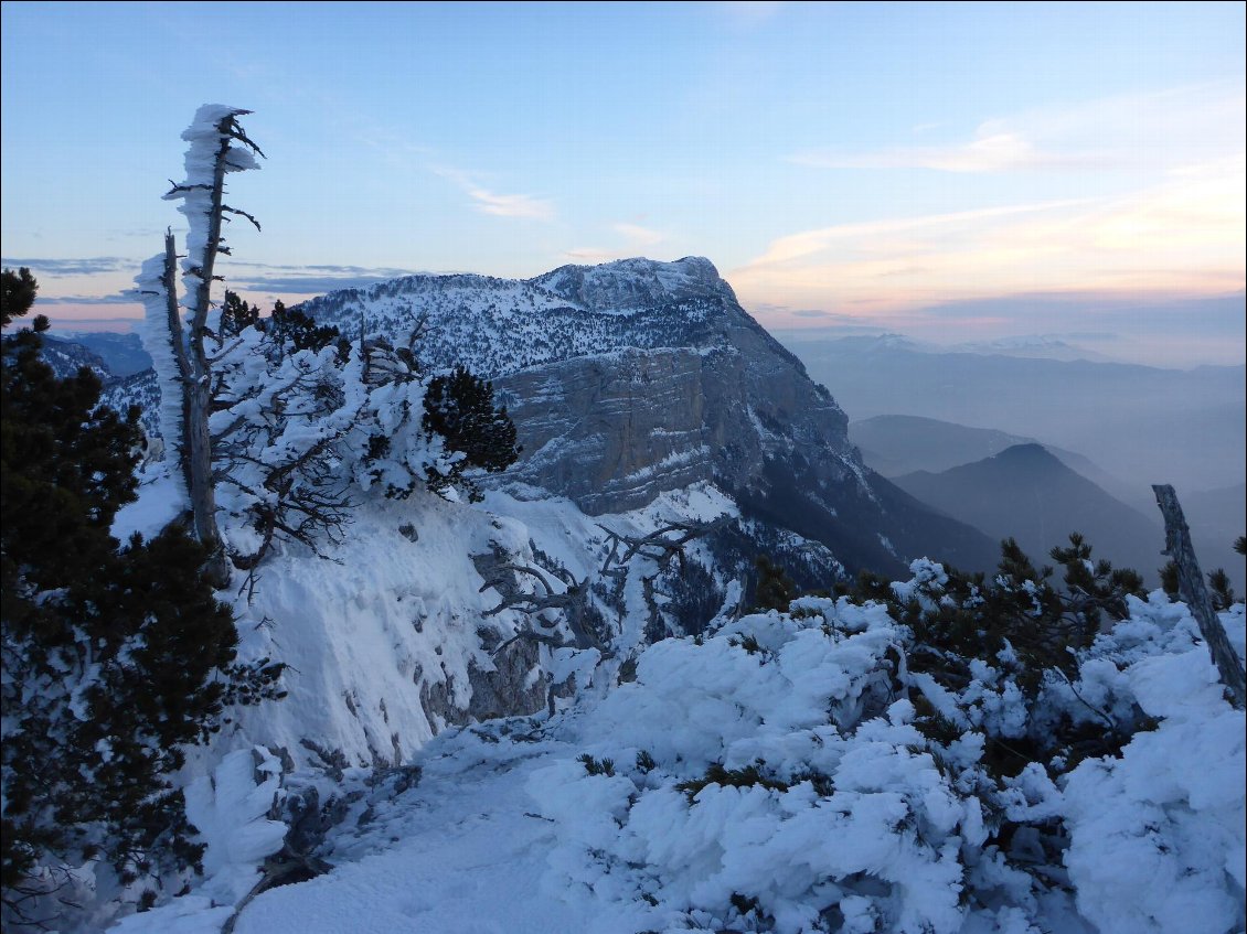 Au programme le coucher de soleil sur Die depuis les Rochers de Plautret, mais le mauvais temps nous aura pris de vitesse.