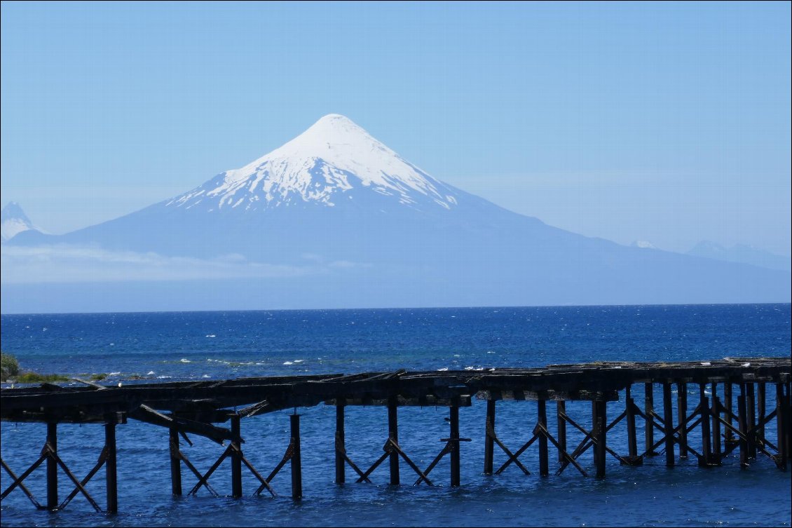 Volcan Osorno et lac Llanquihue