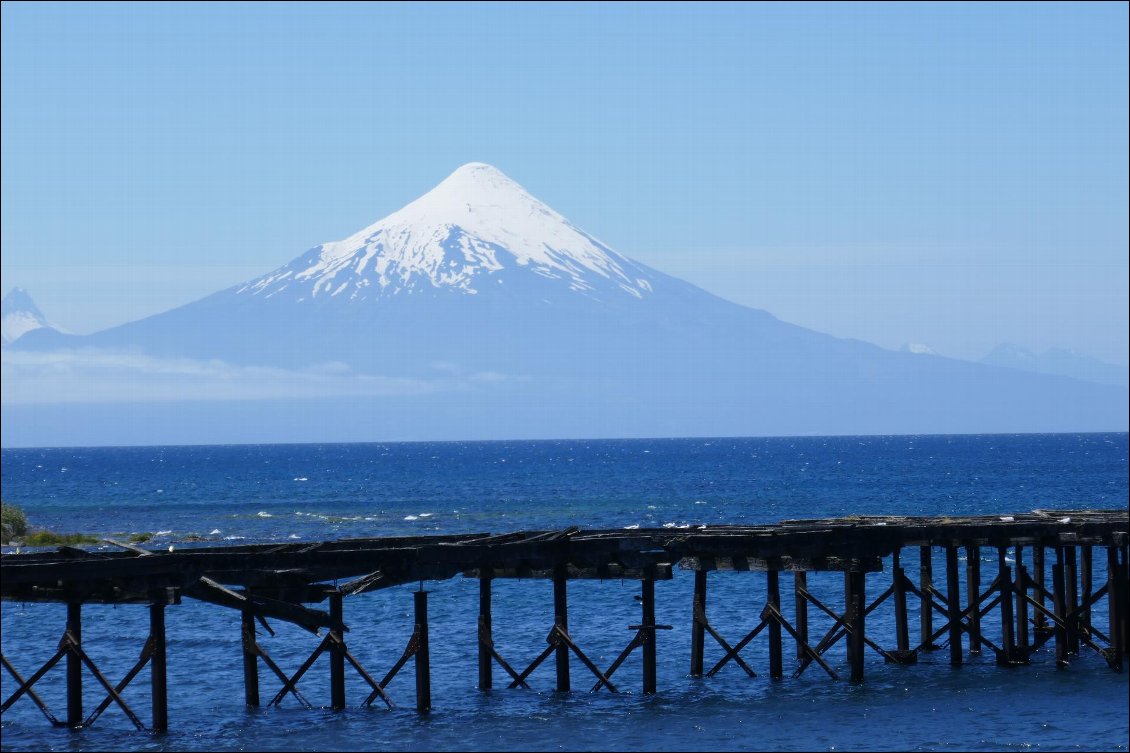 Volcan Osorno et lac Llanquihue