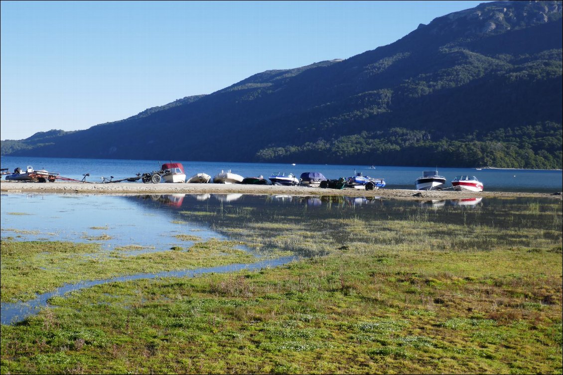 Camping au bord du Brazo Rincon (lac Nahuelhuapi)