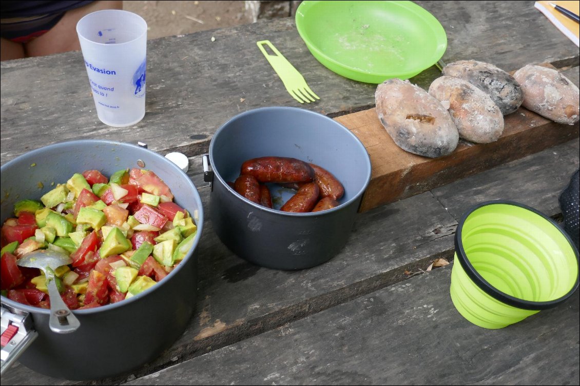 Repas du soir amélioré avec asado