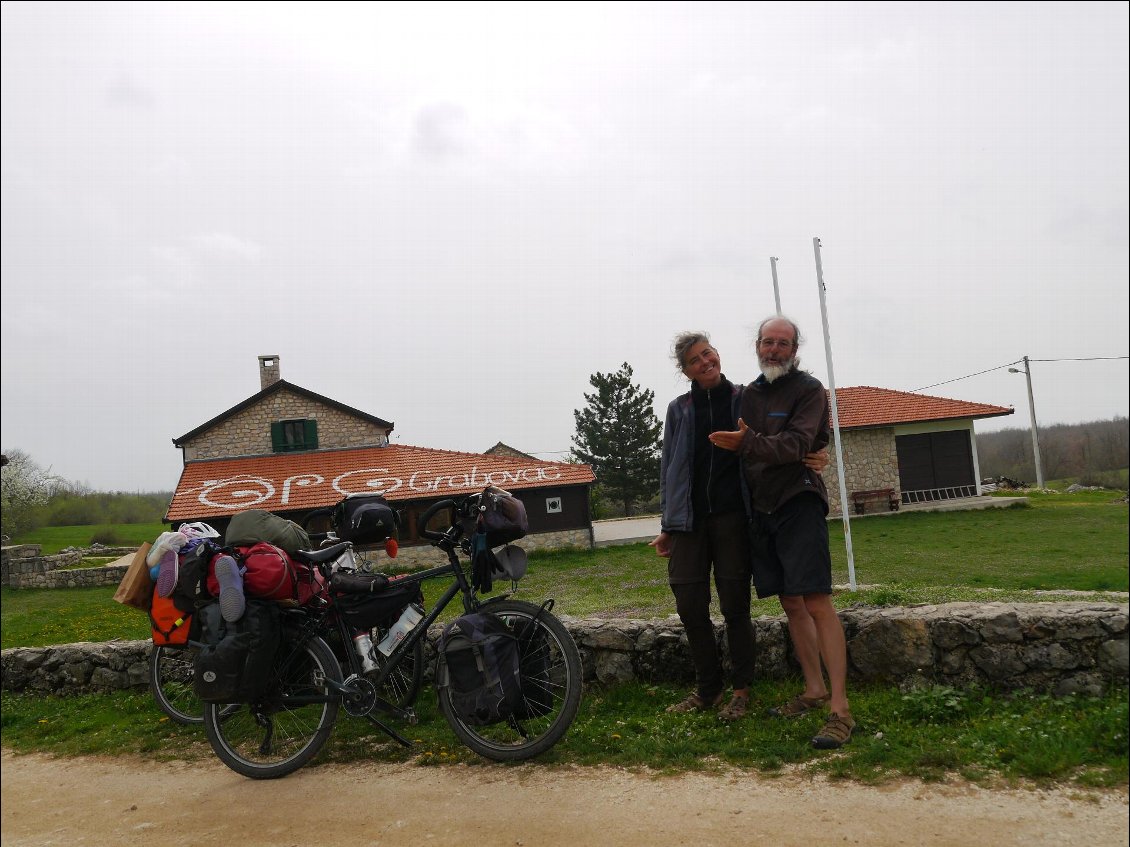 ...et qui reprend vie petit a petit. Merci a toi et a ta famille Antonella, pour l accueil et les victuailles...
