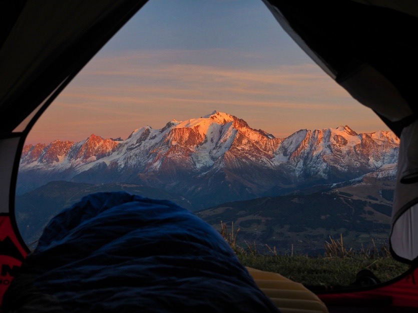 David BOUCHEX.
Lumière crépusculaire sur le mont Blanc vu depuis le sommet du Croise Baulet.