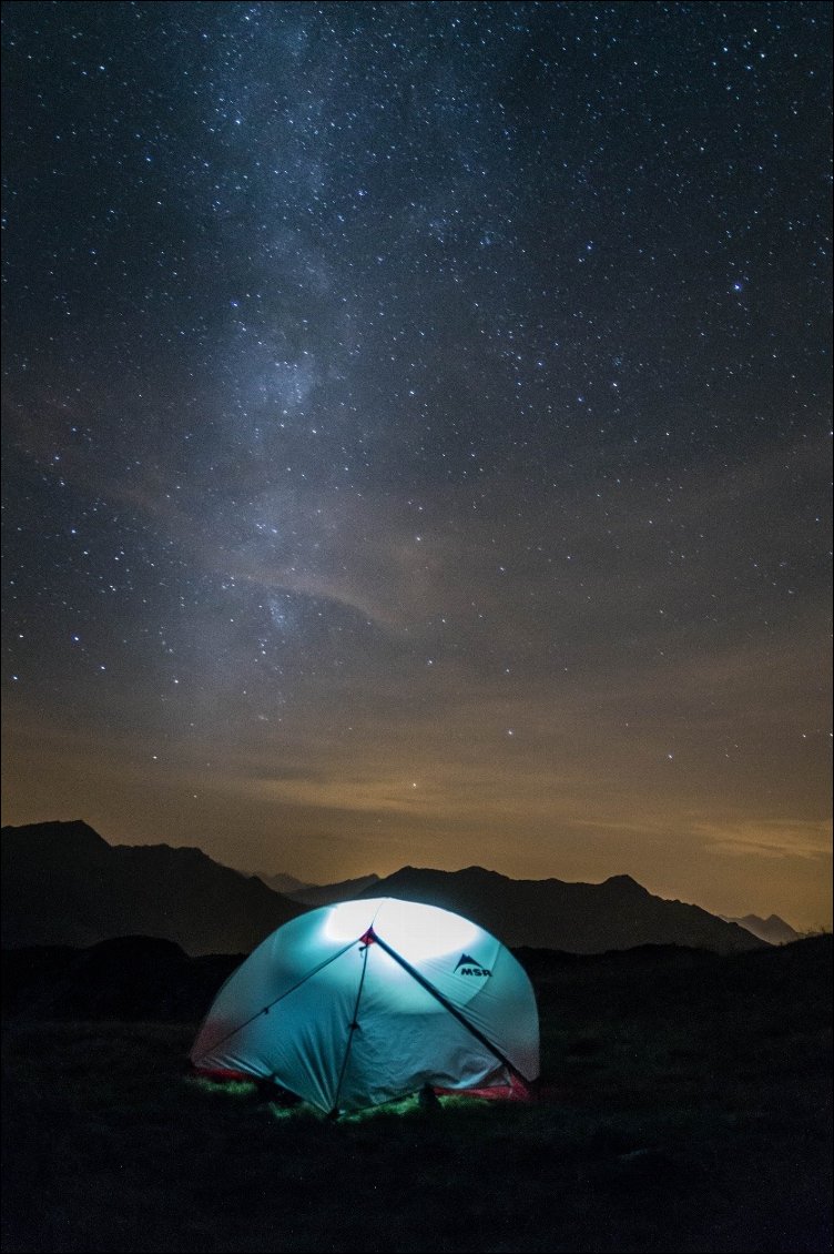 Clément MURAT.
Vers minuit, la nuit du 25 août 2017. Nous venions de finir les cours et ma copine et moi sommes partis randonner sur la montagne d'Outray dans le Beaufortain , nous avons campé sous une nuit magnifique à 2000m d'altitude loin de toute pollution lumineuse et c'est avec plaisir que nous vous partageons ce moment. :)