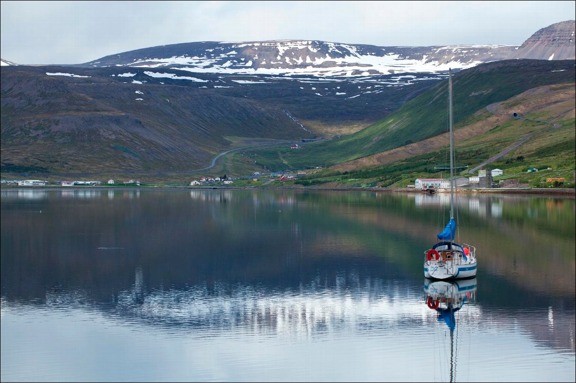 Attente à Isarfjordur