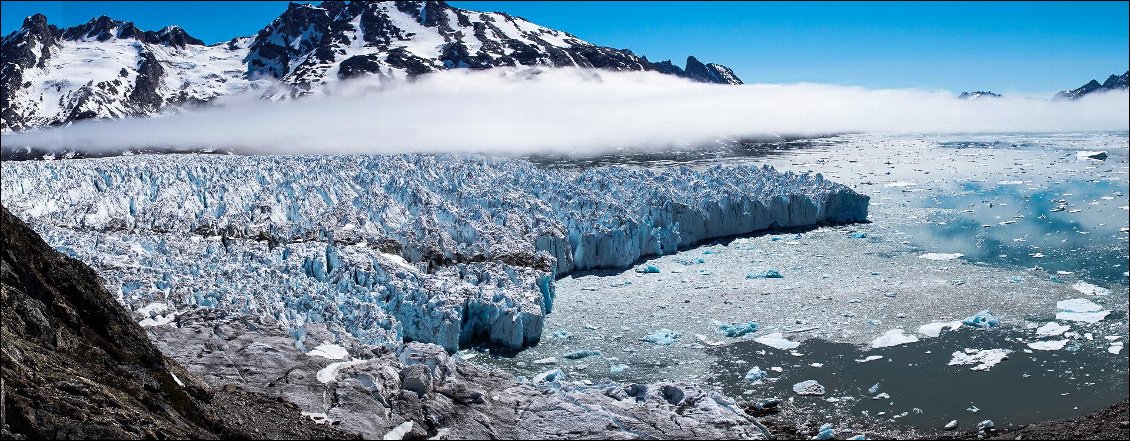 Les glaciers nous ont offert des perspectives extraordinaires, des paysages somptueux d'un autre monde !
Groenland sauvage en kayak
Par Cyril Petipas