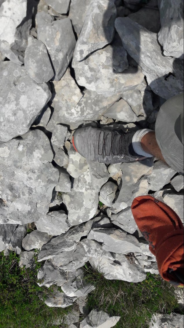 These shoes don't seem to be well suited for "aggressive" ground, like the limestone of south of France