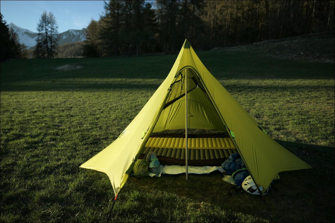 Le Tensor Mummy et le Tensor Field Insulated (testé aussi dans ce test de gamme) au bivouac !