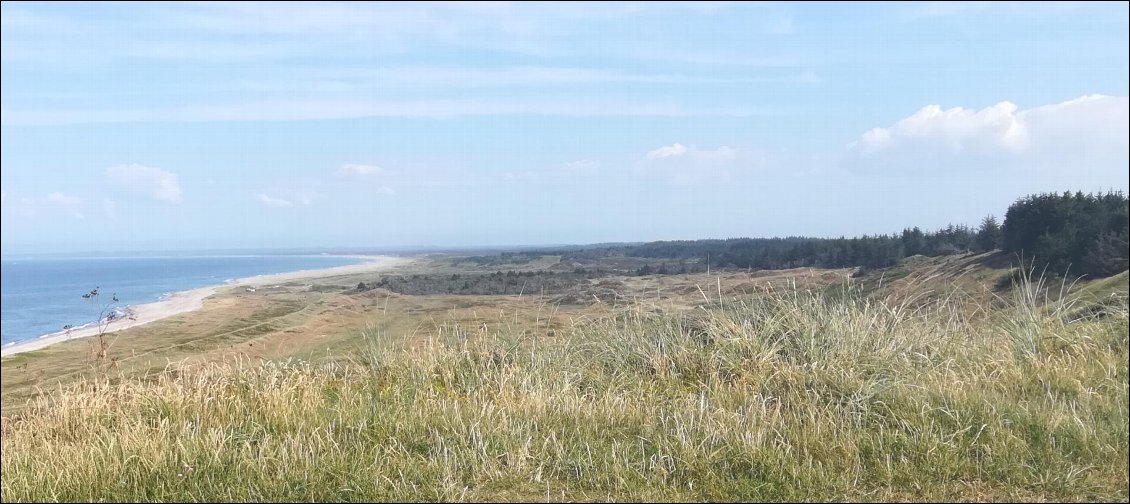 le même endroit, vue vers le nord-est et la suite du voyage