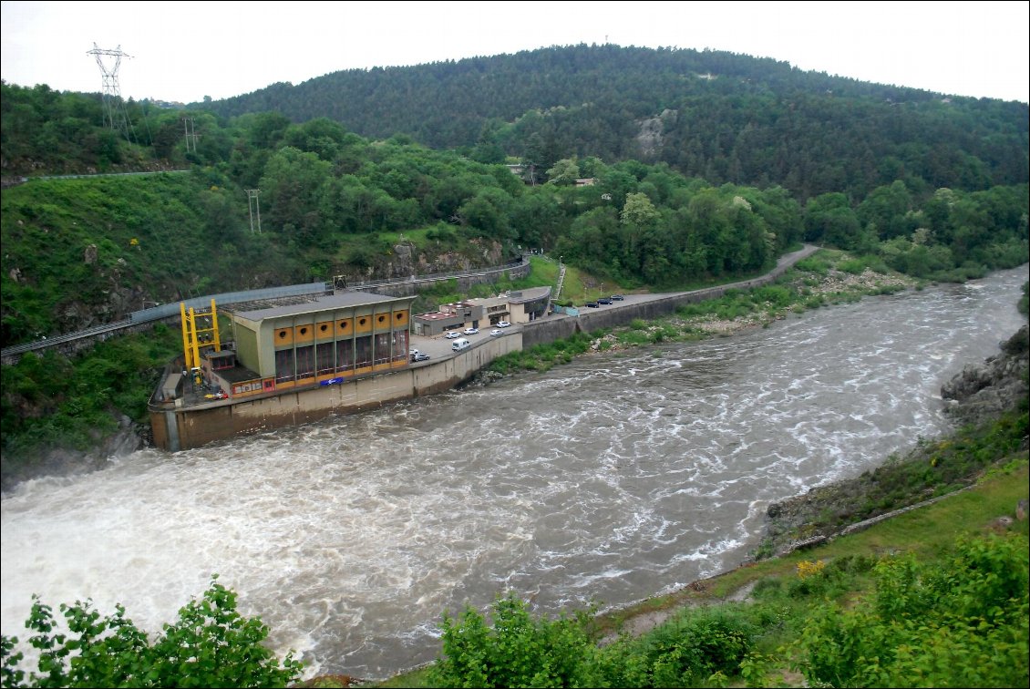 Sous la barrage !