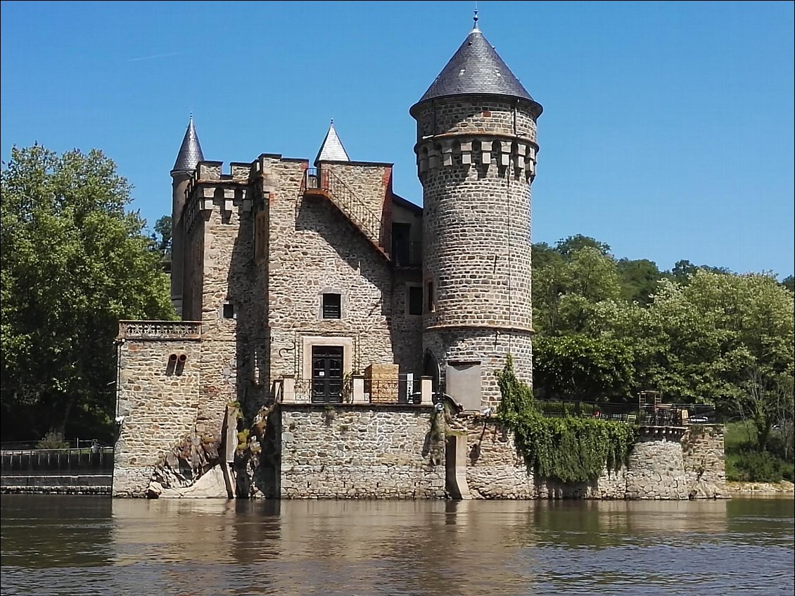 Château de la Roche.