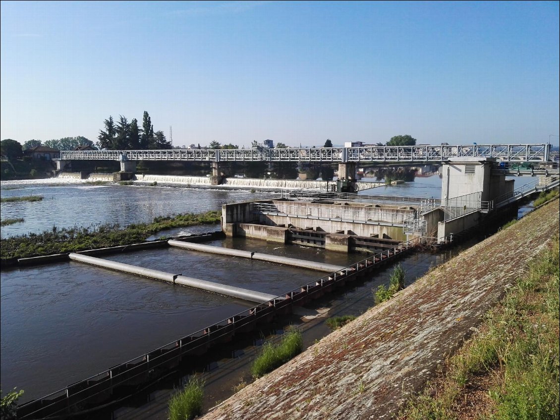 Barrage de la station de comptage.