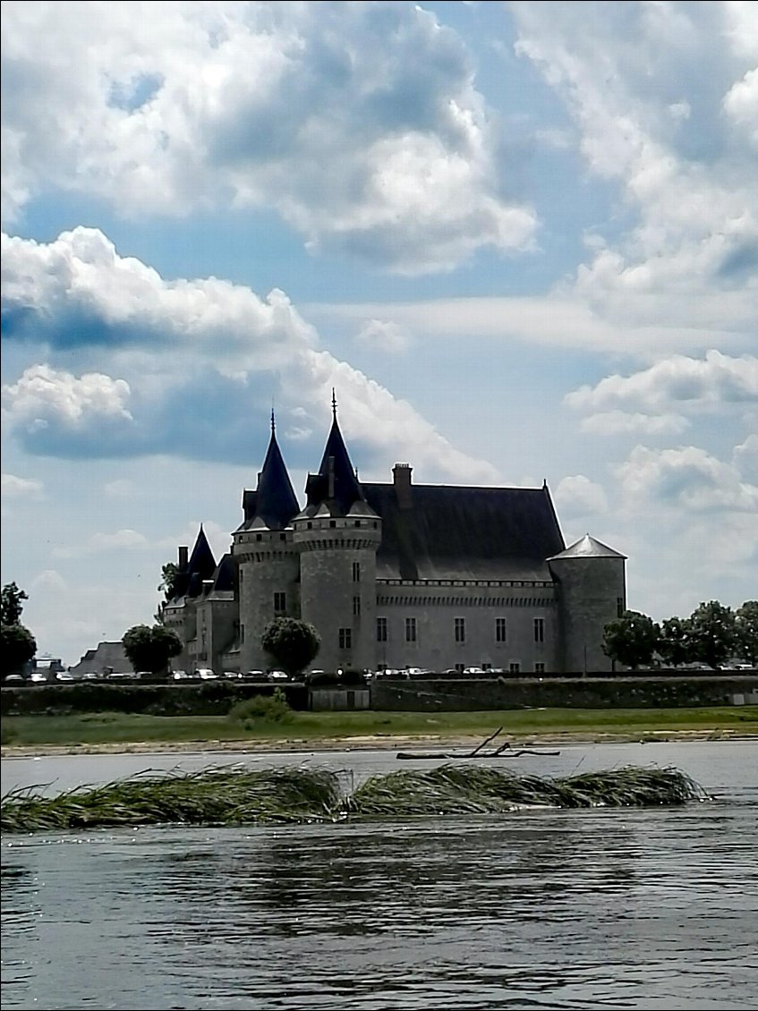 Château de Sully-sur-Loire