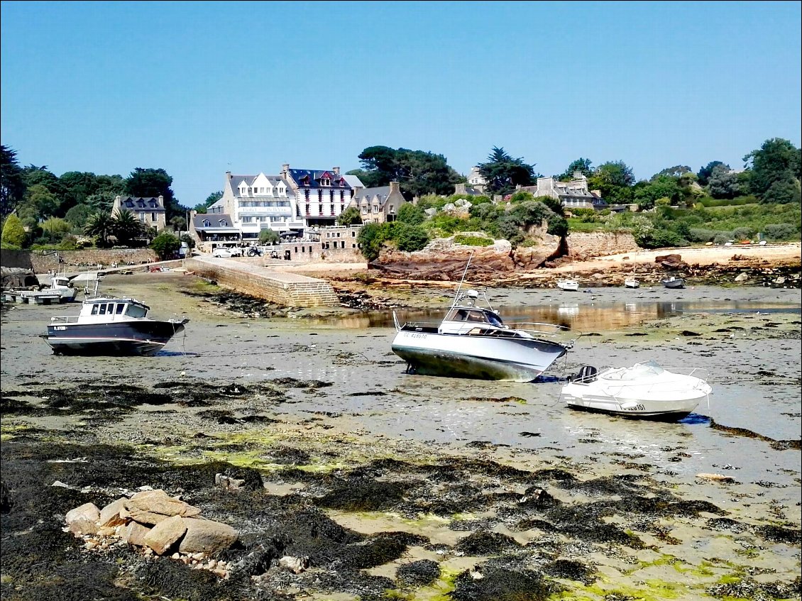 Île de Bréhat. Port Clos