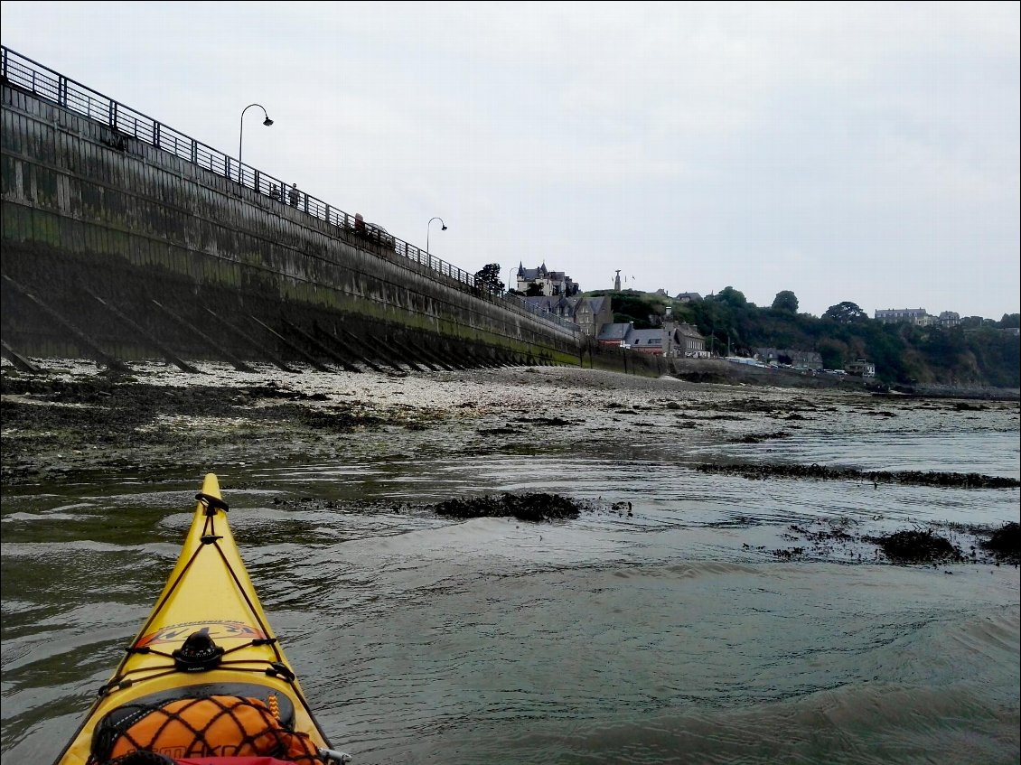 Cancale. Jetée de la Fenêtre