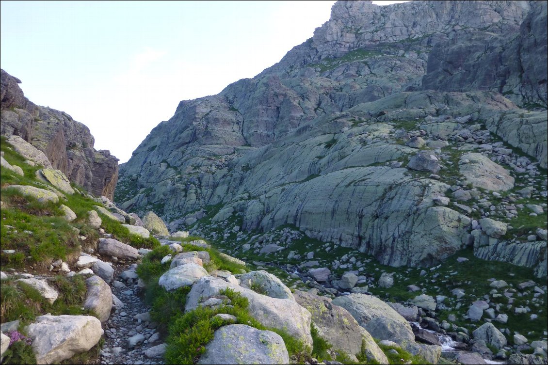 Entrée dans la vallée des Merveilles