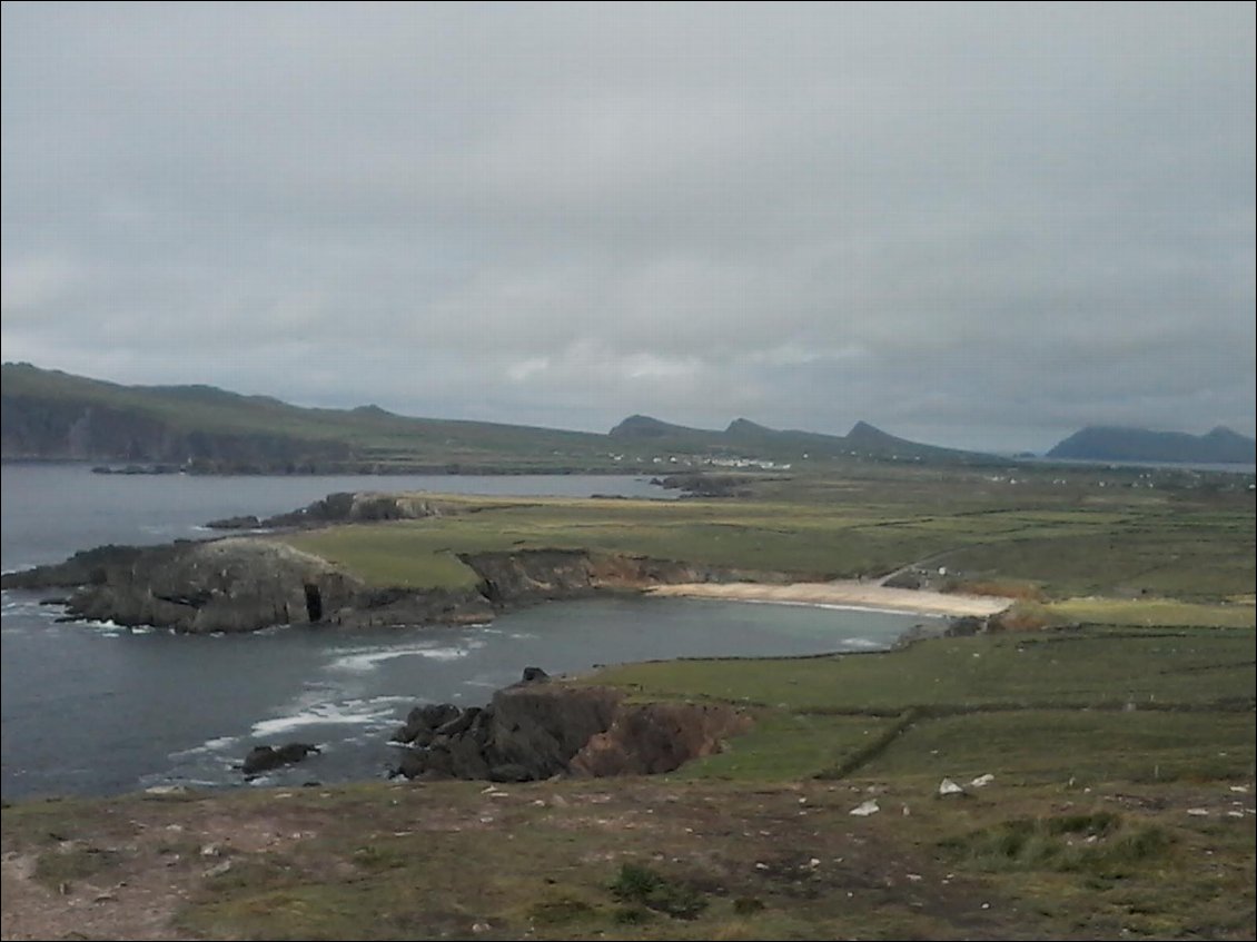 Depuis la Clogher head, on voit de bien belles plages.