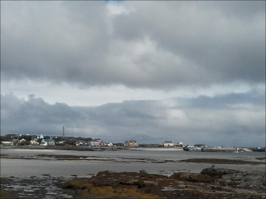 Retour vers le port Kilronan pour avaler une bonne soupe faite maison.