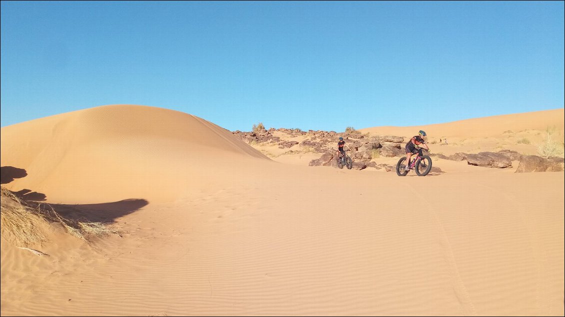 Fatbike dans les dunes de sable