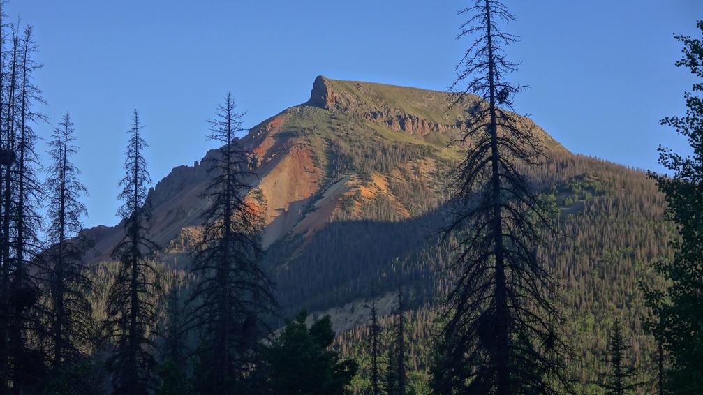 Les montagnes de la ruée vers l'or