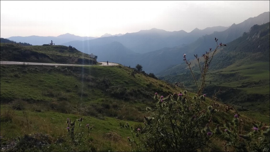 Col du Soulor avec un rayon de soleil dont il faut profiter aujourd'hui.