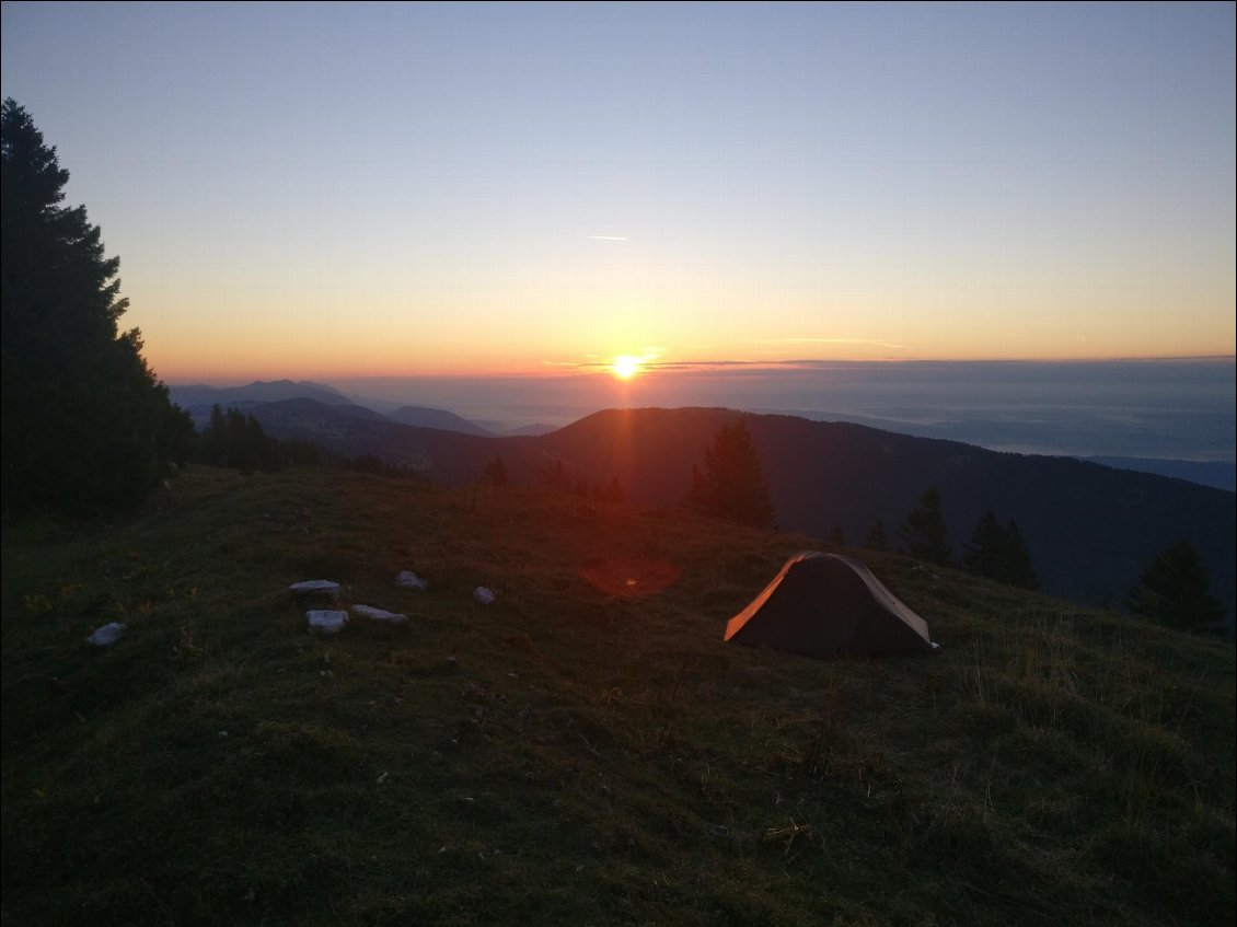 Bivouac sur la crête