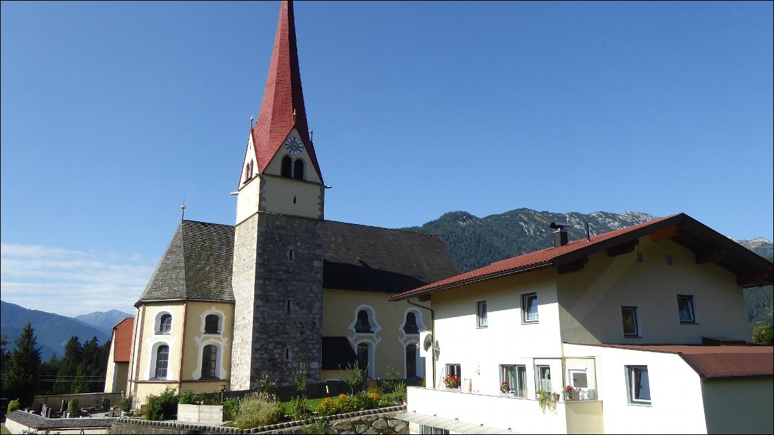 Eglise sur la route (vers Jenbach ?)