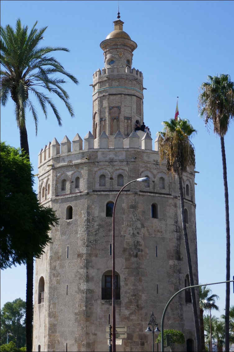 La Tour de l'Or au bord du Guadalquivir
