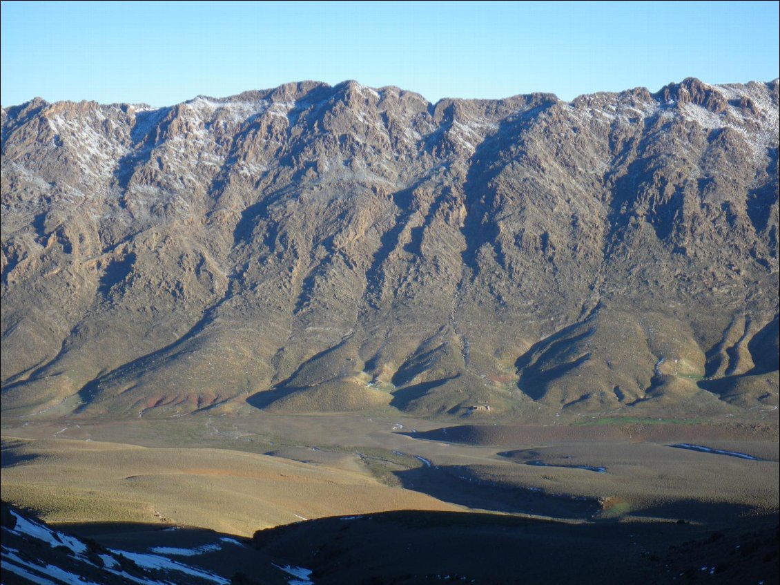 Lever du soleil sur le refuge