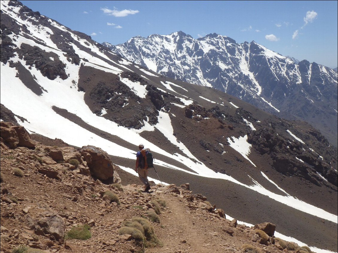 Descente vers Tachedirt