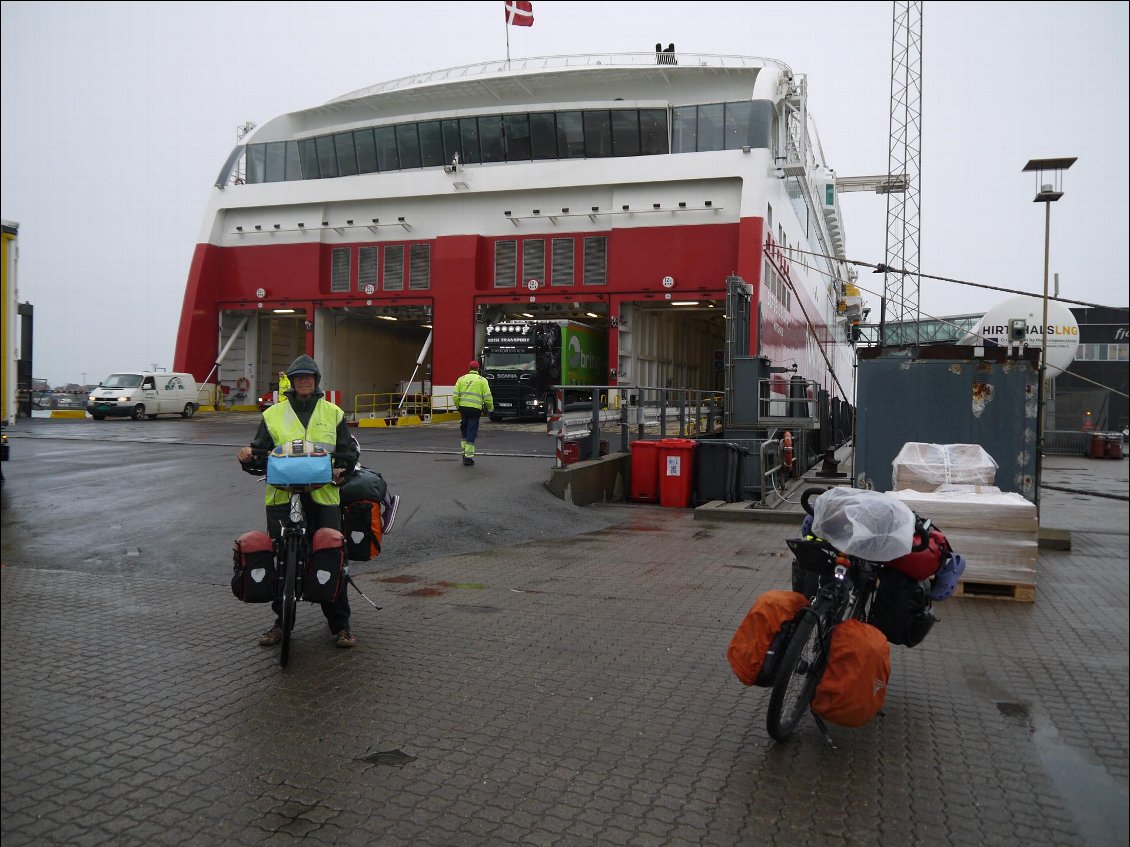 Débarquement à Hirtshals