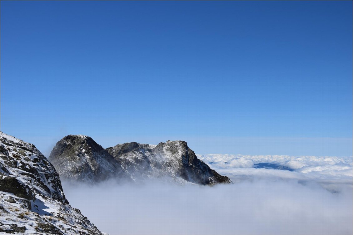 Sur la Via Alpina
Photo : Pierre-Louis Rey
Voir sa page FB Via Alpina, à la recherche du partage