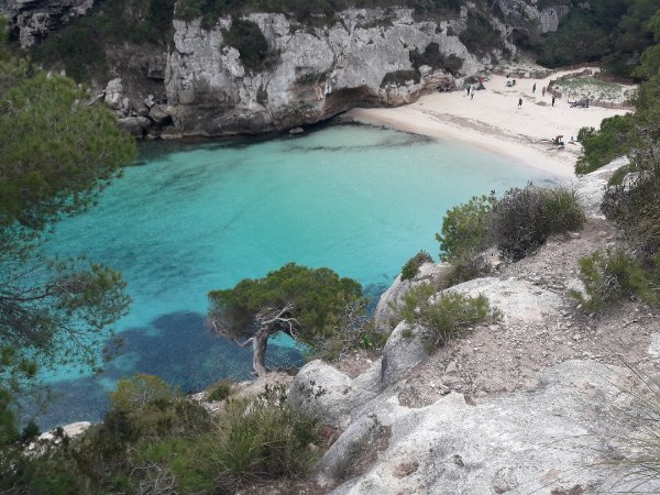 Macarelleta, une des nombreuses plages faites pour illustrer les cartes postales !