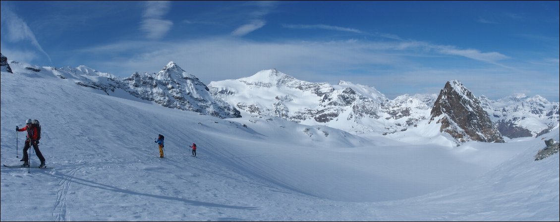 Panorama sur le glacier du Grand Méan, de la Grande Ciamarella au Mont Séti