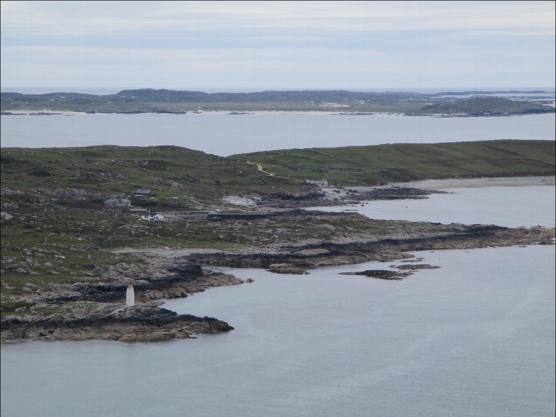 Toujours sur la Sky road, vue sur l'entrée de la baie de Clifden.