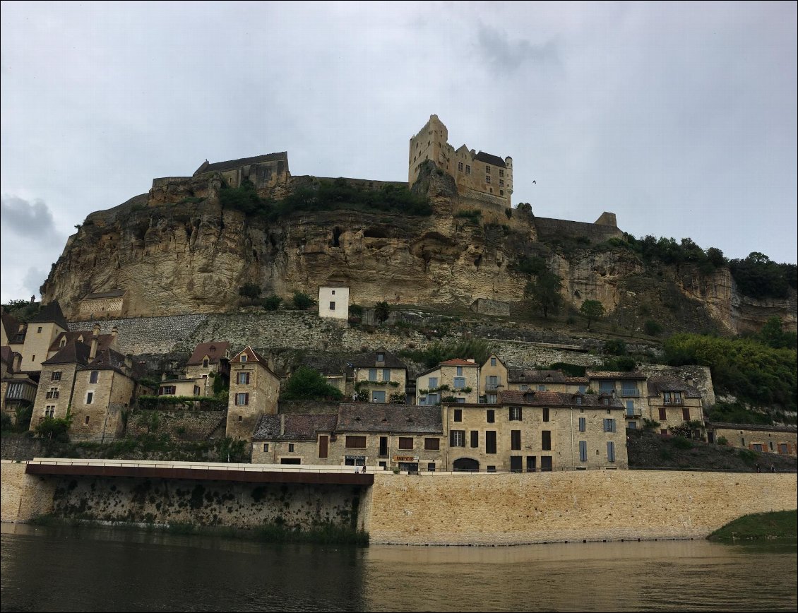 Beynac et Cazenac