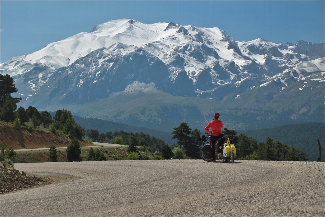 Dedegöl Daglari, route vers Beysehir, Turquie