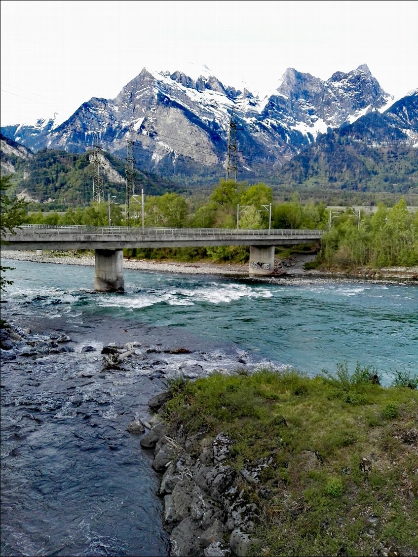 Bad Ragaz (CH). Confluence Rhin - Tamina