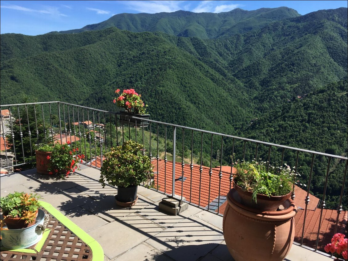 terrasse du B and B Tana delle Volpi, à Triora