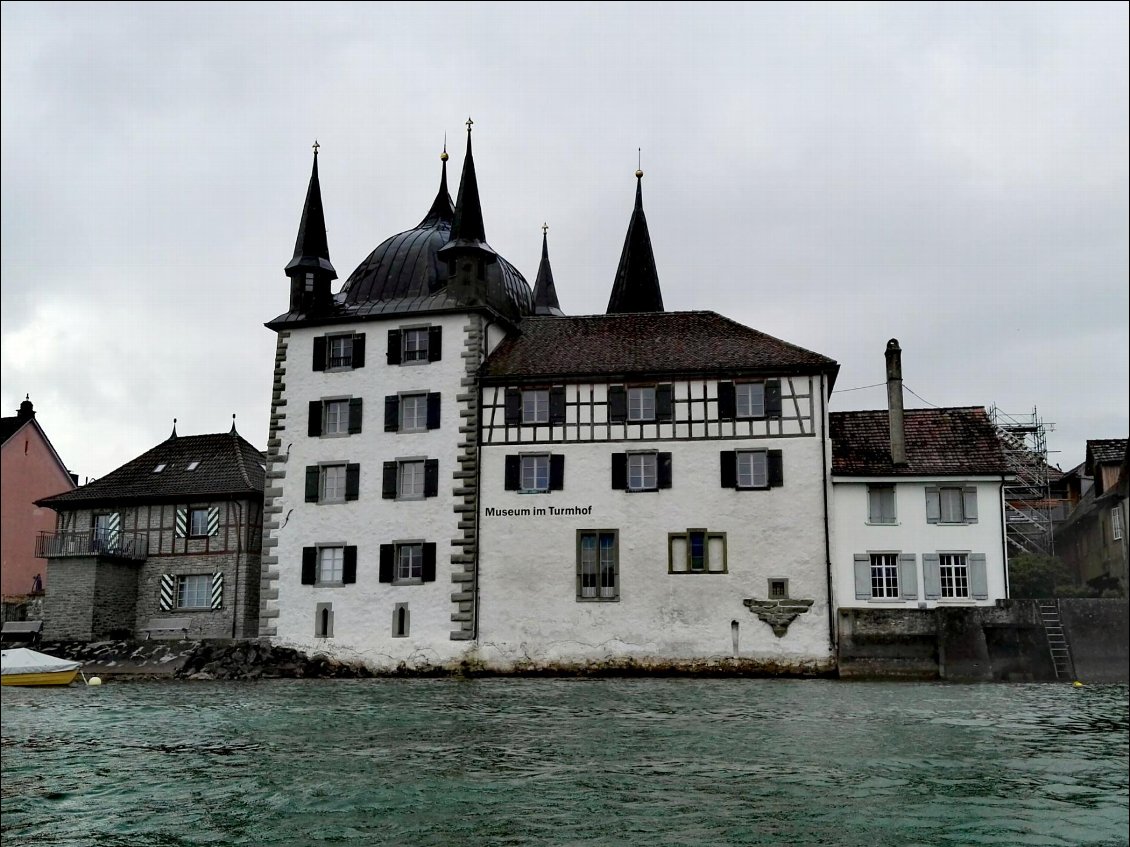 Musée de Turmhof. Steckborn (CH). Culture et l’histoire de la région du lac Inférieur. Il héberge une exposition unique de palafittes des années 1930