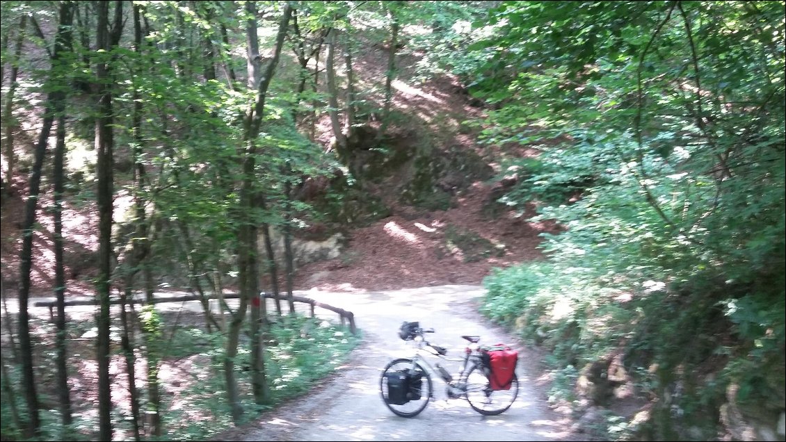 Je ne sais pas encore que je vais devoir pousser le vélo