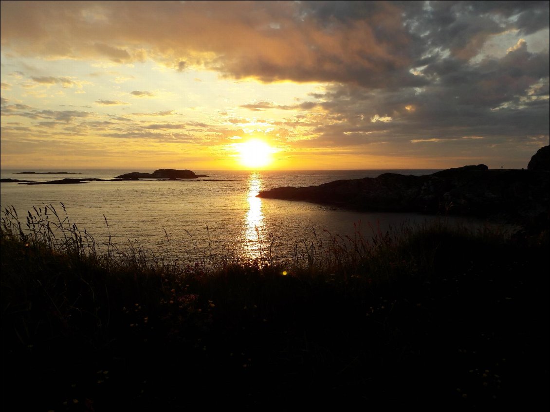 Soleil de minuit au bivouac