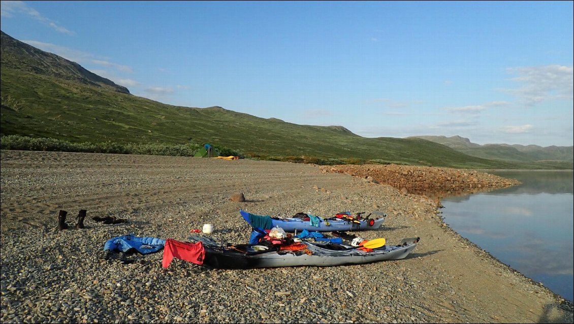 Retour au bivouac sur une plage bien sympa, encore une belle journée bien remplie !