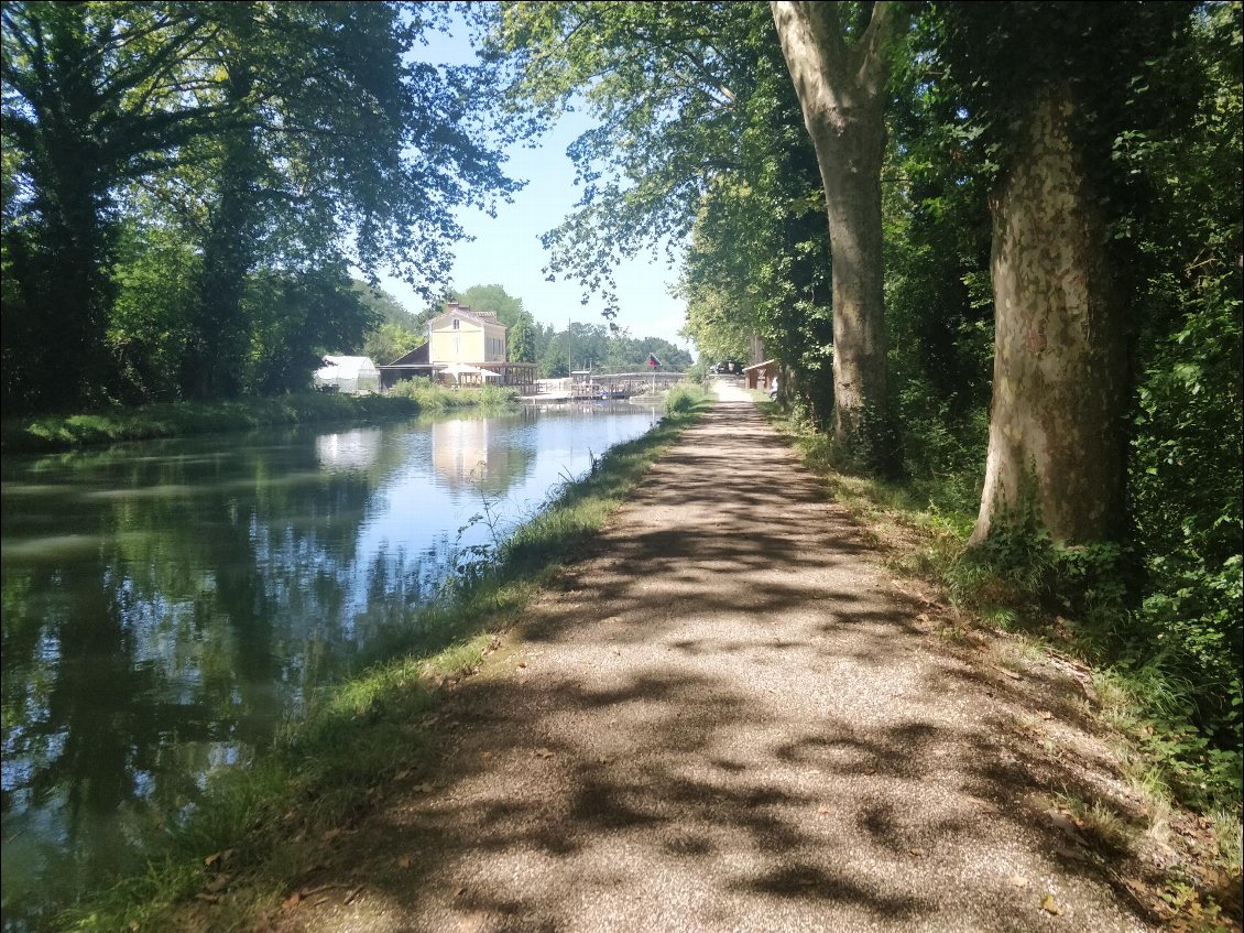 Le canal latéral de la Garonne