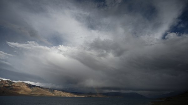 Et si le pont entre terre et ciel n'était qu'un arc en ciel...