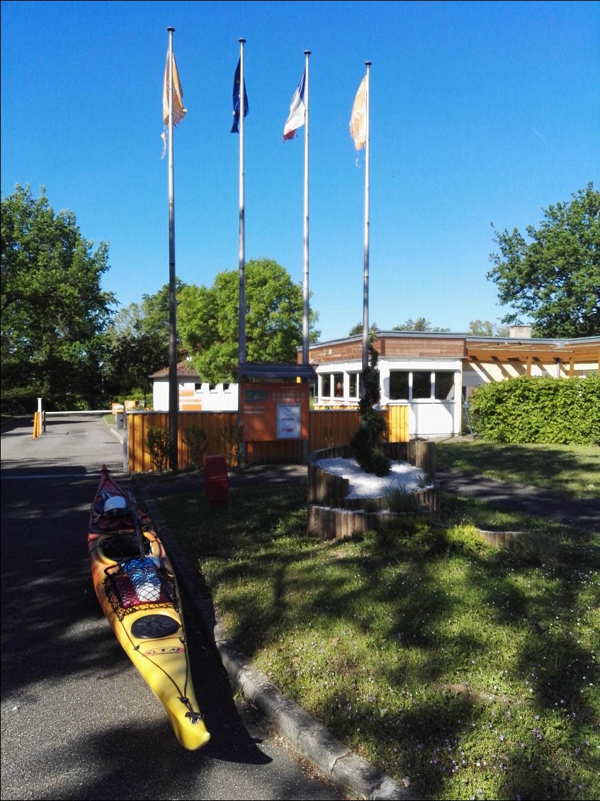 Biesheim (F). Camping de l'Île du Rhin.