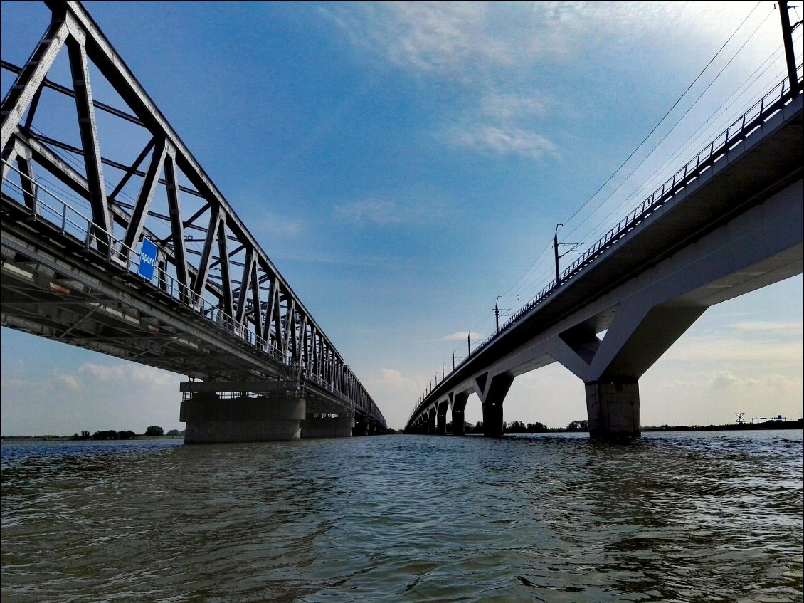 Ponts de Moerdijk (NL)